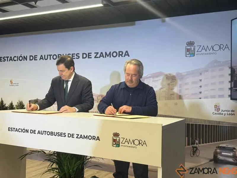 firma acuerdo estación de autobús en Zamora 