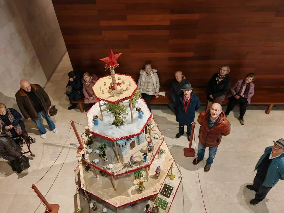 Caf&eacute; Reminiscemcia AFA Zamora visita belenes - imagen redes AFA Zamora