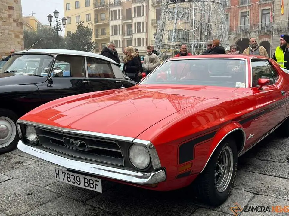 Vehículos clásicos III Día del Guardia Urbano _5