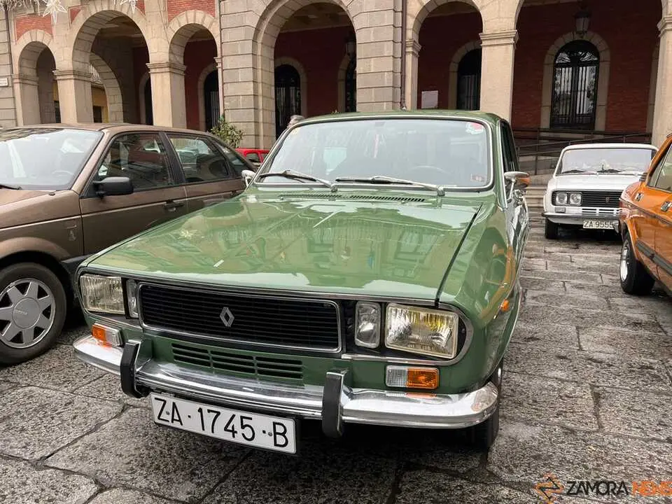 Vehículos clásicos III Día del Guardia Urbano _19