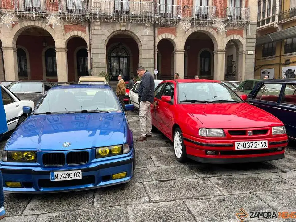 Vehículos clásicos III Día del Guardia Urbano _28