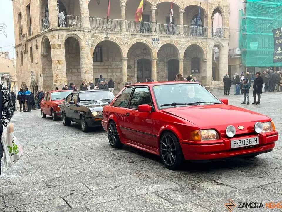 Vehículos clásicos III Día del Guardia Urbano _29