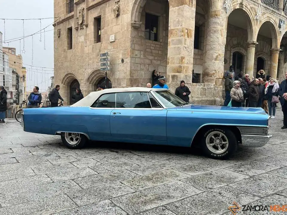 Vehículos clásicos III Día del Guardia Urbano _32