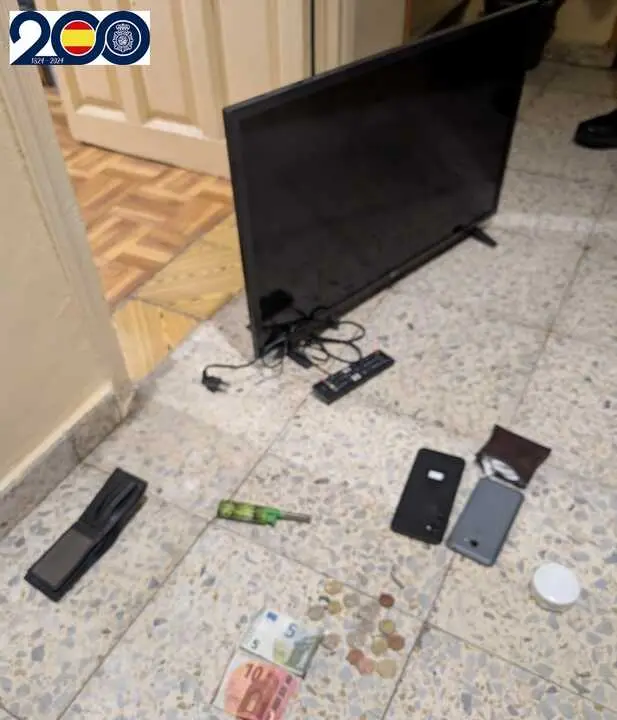 Detenido un joven sorprendido &ldquo;in fraganti&rdquo; dentro de una vivienda en Zamora (3)