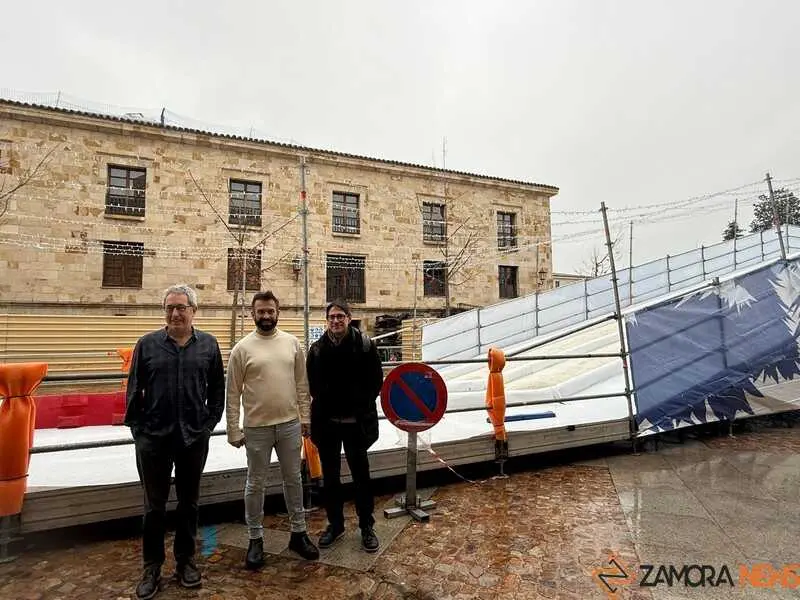 presentaci&oacute;n tobog&aacute;n navide&ntilde;o de Zamora 