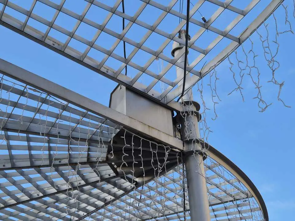 Jard&iacute;n Vertical Plaza de La Marina (10)