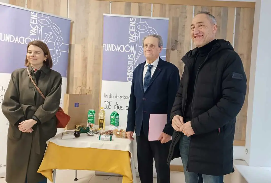 Presentaci&oacute;n de la campa&ntilde;a en la sede de la Hermandad