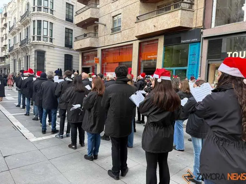 pasacalles protagonizado por la Banda de M&uacute;sica Maestro Nacor Blanco_4