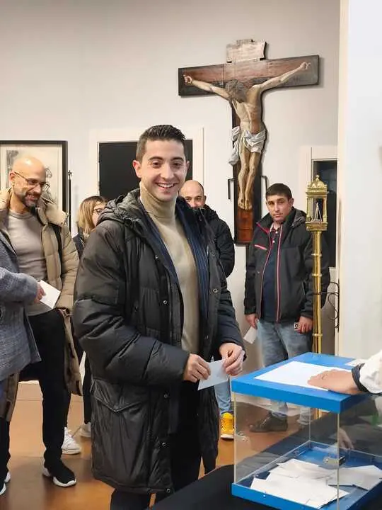 Edgar Fern&aacute;ndez, nuevo presidente de la Cofrad&iacute;a de la Santa Vera Cruz de Zamora