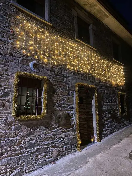 casas decoradas en Navidad en Domez (2)