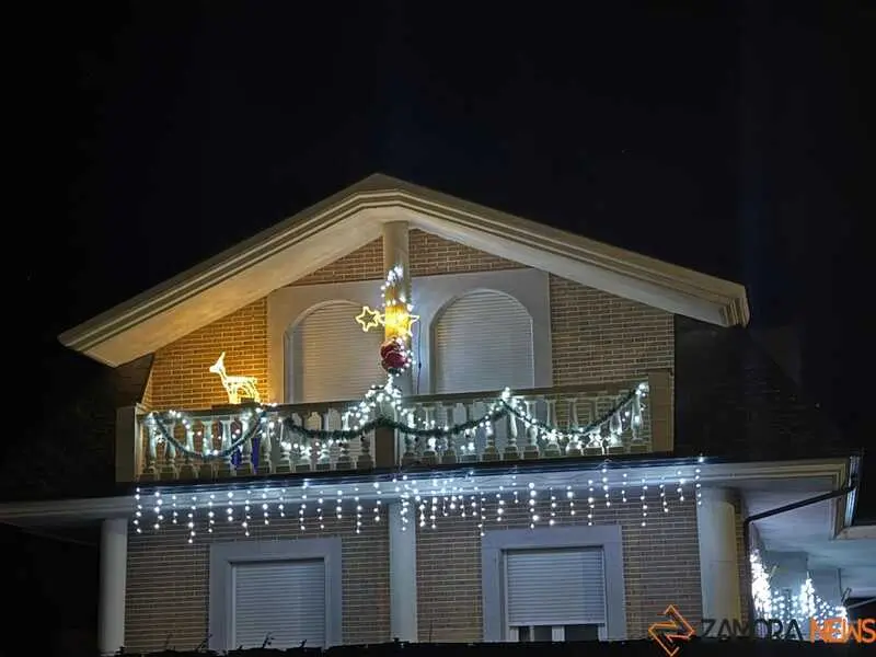 casas decoradas en Santib&aacute;&ntilde;ez de Tera _18