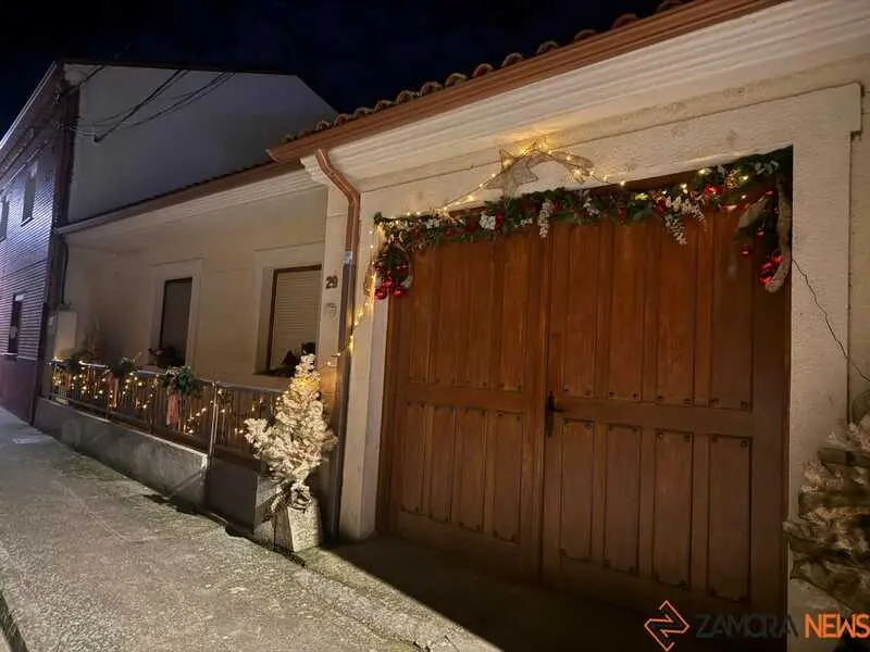 casas decoradas en Santib&aacute;&ntilde;ez de Tera _25