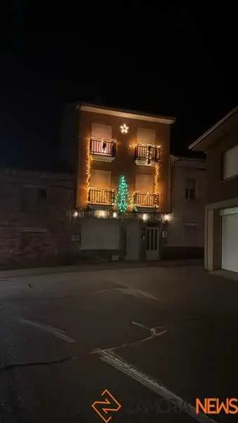 casas decoradas en Santib&aacute;&ntilde;ez de Tera _37