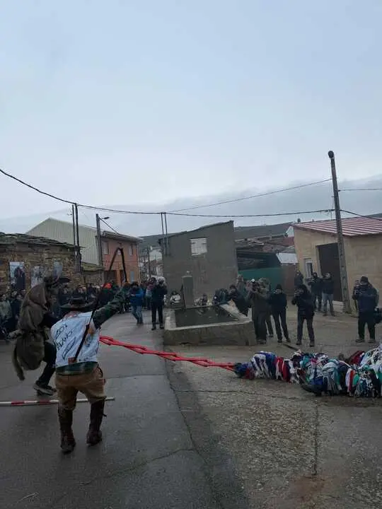 Cencerrones Abejera - imagen cedida A.C. El Castro _6