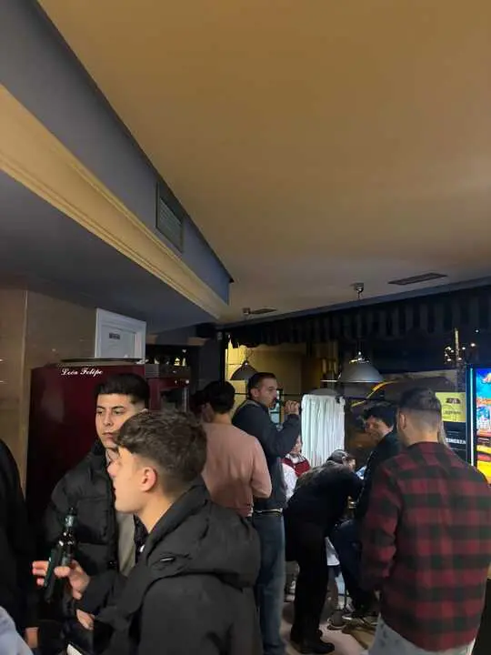 Cafeter&iacute;a Le&oacute;n Felipe Zamora_10