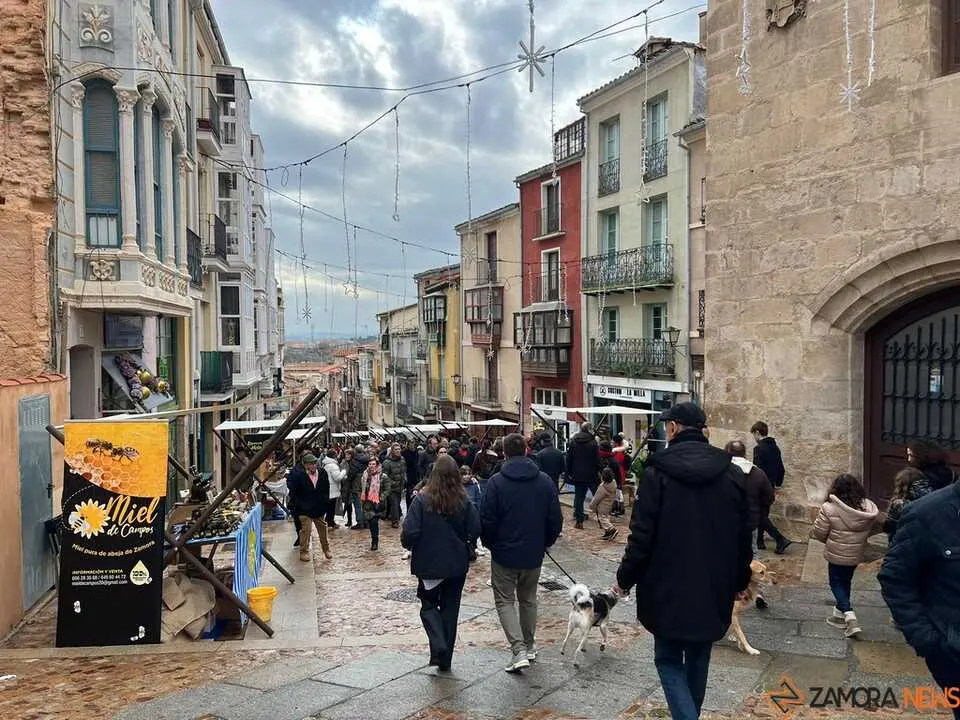 Mercado de Artesan&iacute;a Balborraz_2