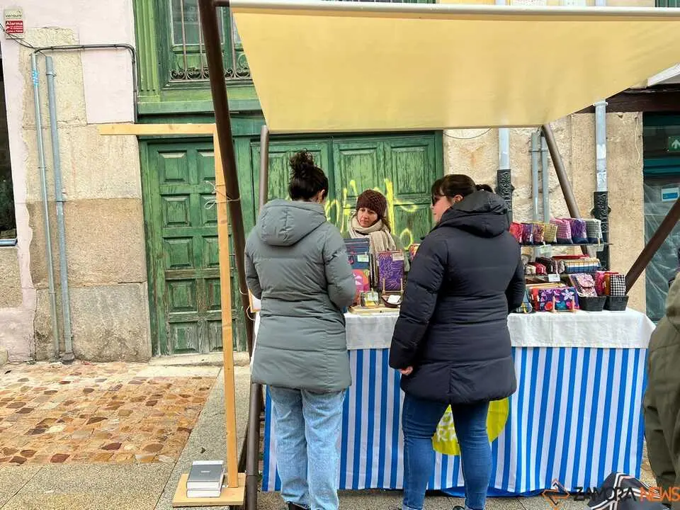 Mercado de Artesan&iacute;a Balborraz_6