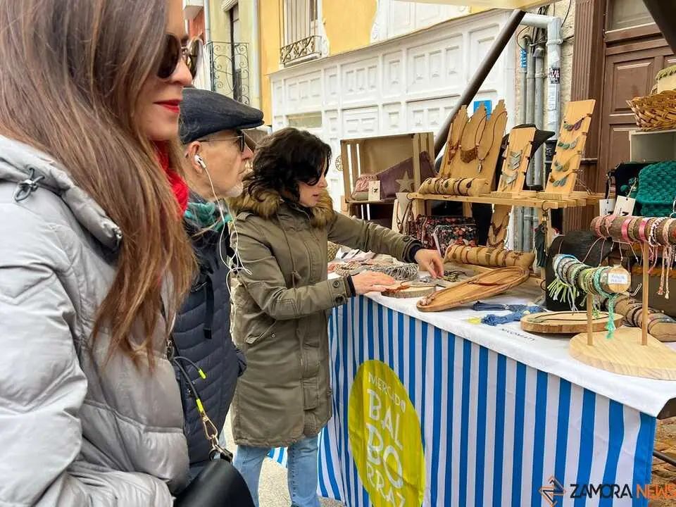 Mercado de Artesan&iacute;a Balborraz_25