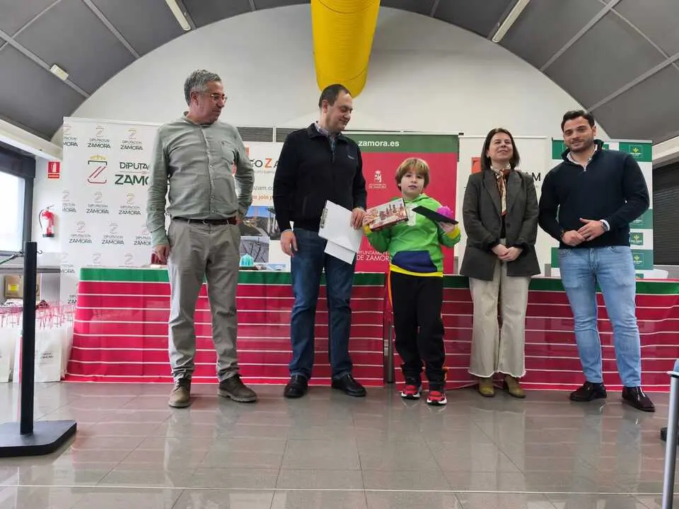 Torneo de Reyes y XVI Open Internacional de Ajedrez_3 - imagen Diputaci&oacute;n