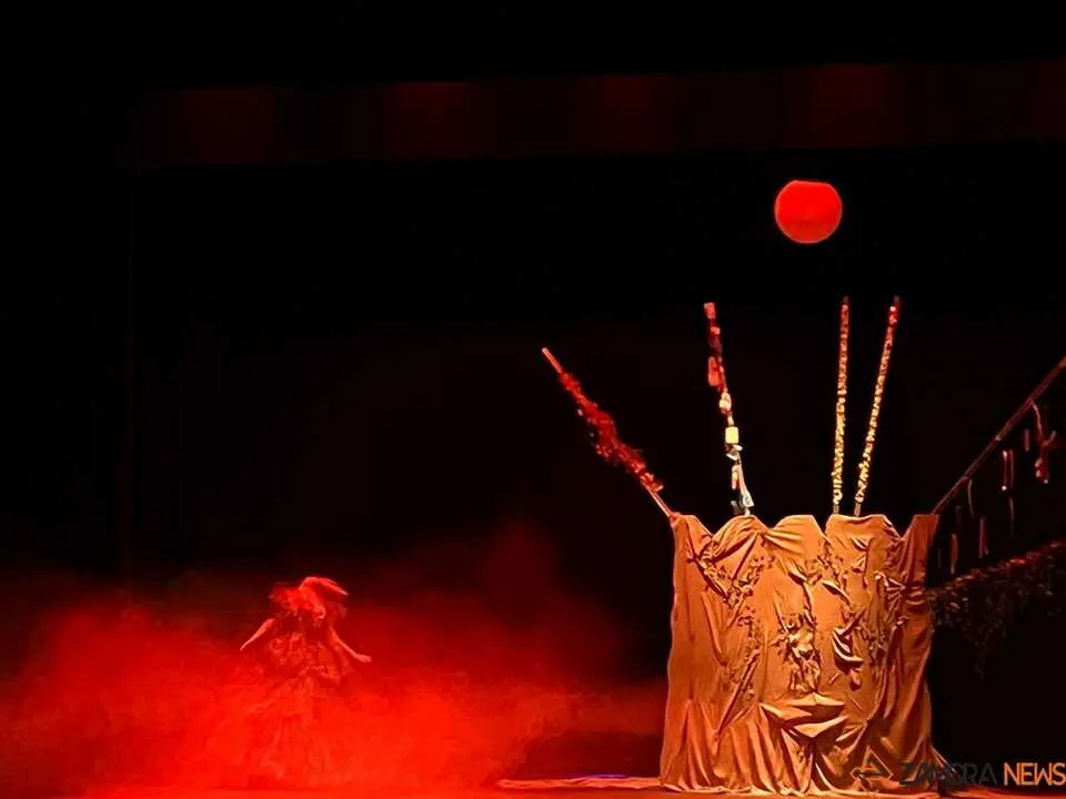 &Aacute;frica, un canto a la paz Teatro Ramos Carri&oacute;n _4