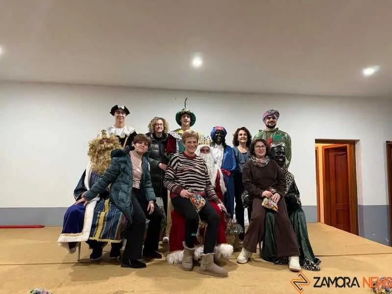 Los Reyes Magos en Santib&aacute;&ntilde;ez de Tera _8