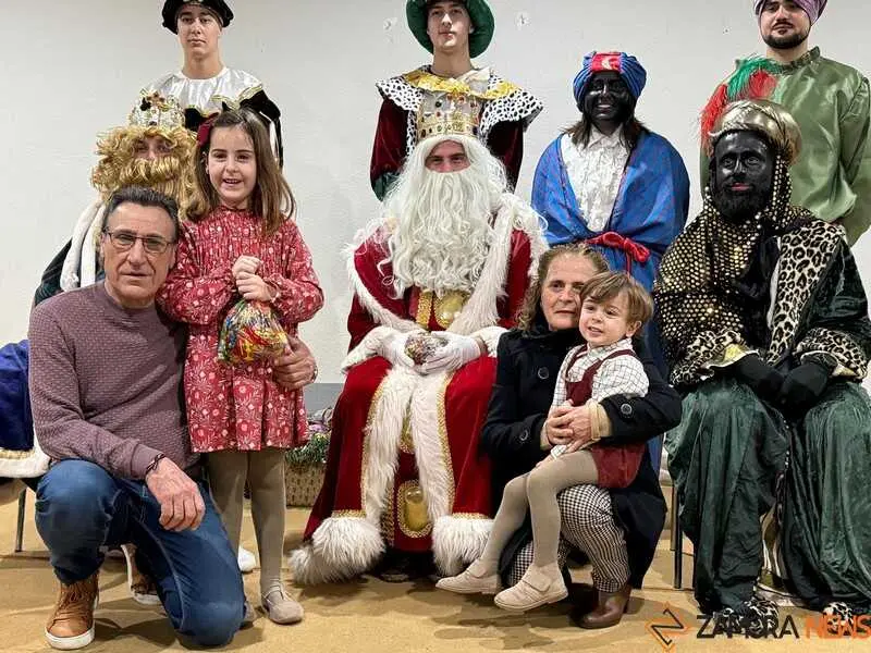 Los Reyes Magos en Santib&aacute;&ntilde;ez de Tera _11