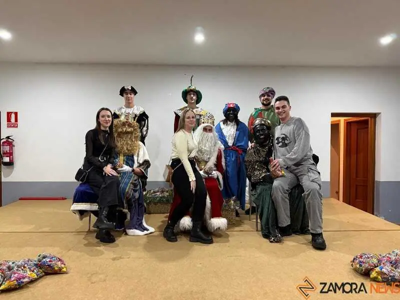 Los Reyes Magos en Santib&aacute;&ntilde;ez de Tera _32