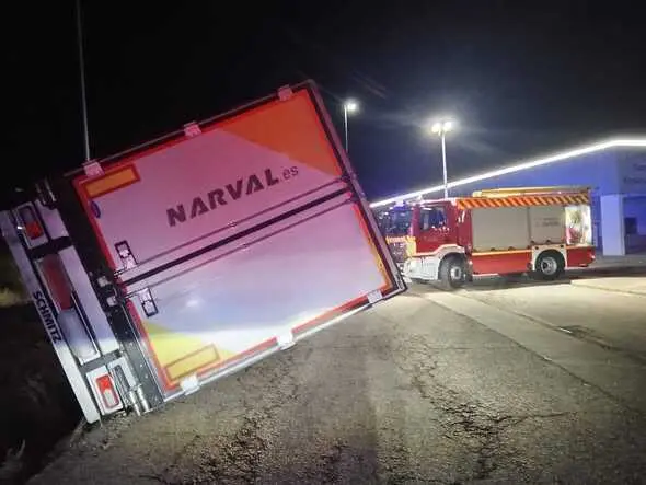 CAmi&oacute;n volcado