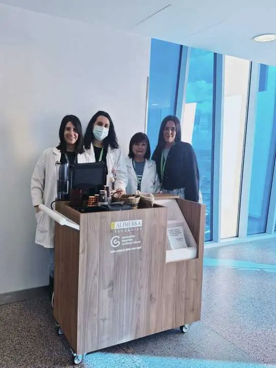 Primer caf&eacute; fmailiares y pacientes AECC Zamora