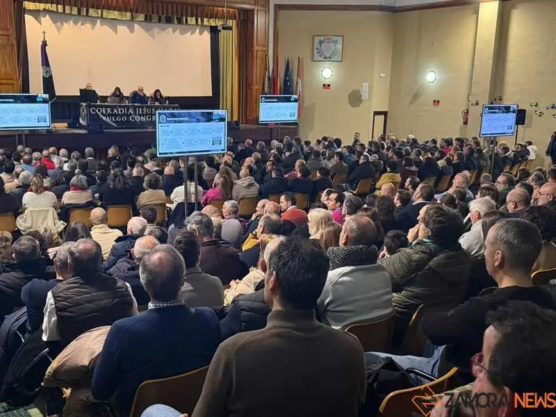 Asamblea General Extraordinaria de la Cofrad&iacute;a de Jes&uacute;s Nazareno_5