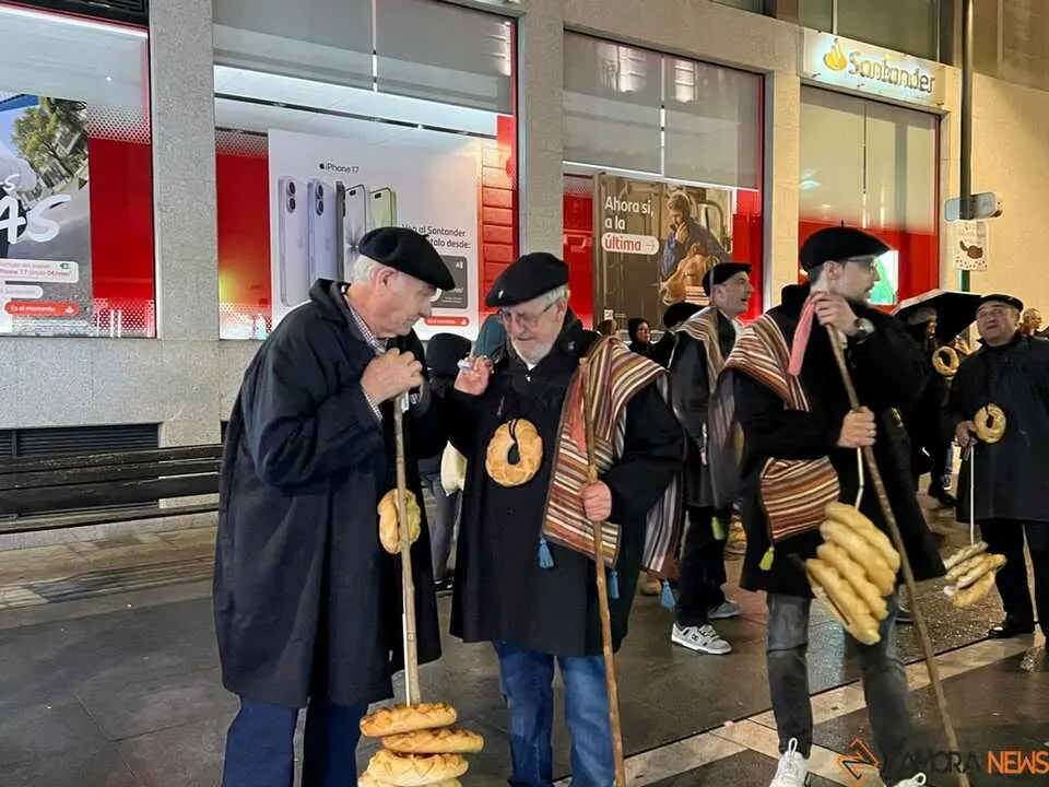 Cofrad&iacute;a del Cencerro San Ant&oacute;n _20