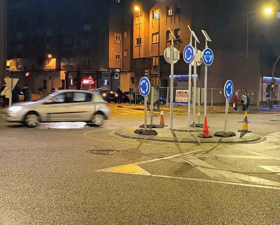 Se&ntilde;ales en la rotonda de San L&aacute;zaro