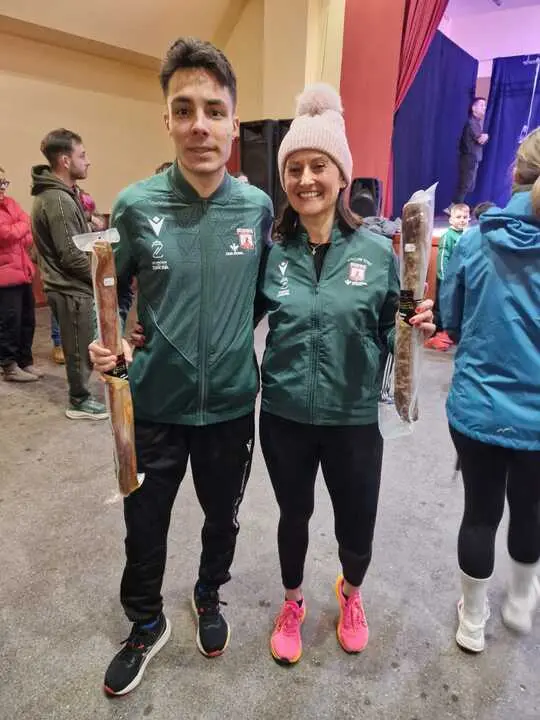 Reyes Gutierrez y Raul Glz vecendores en los 4.6 km. de el Carpio