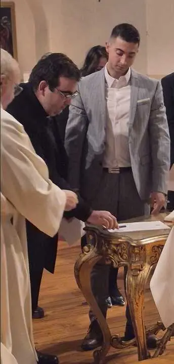 Toma de posesi&oacute;n Edgar Fern&aacute;ndez como presidente de la Cofrad&iacute;a de la Vera Cruz