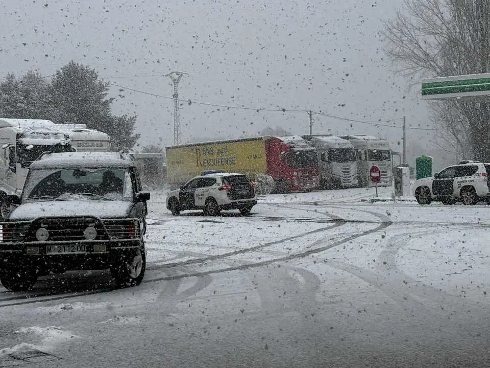 Guardia Civil en la comarca de Sanabria ante el temporal de nieve