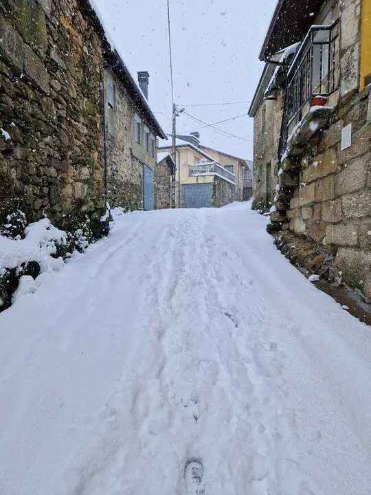 Nieve en Chanos de Sanabria - imagen cedida Jes&uacute;s Guerra_7