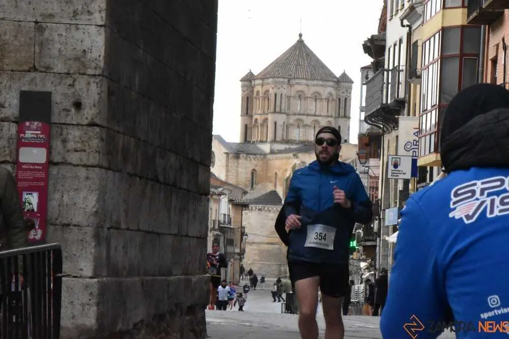media marat&oacute;n y 10K Toro 2026