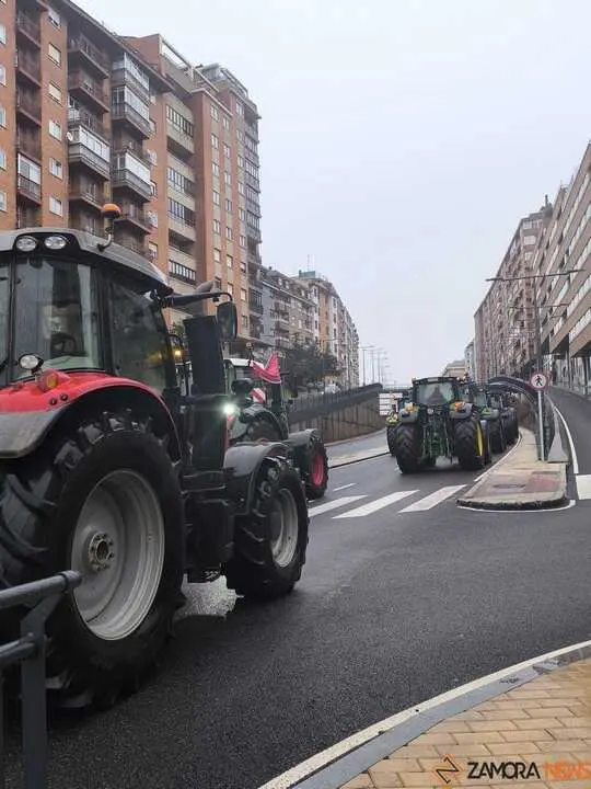 Los tractores toman Zamora_4