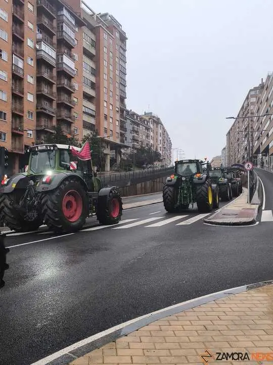 Los tractores toman Zamora_5