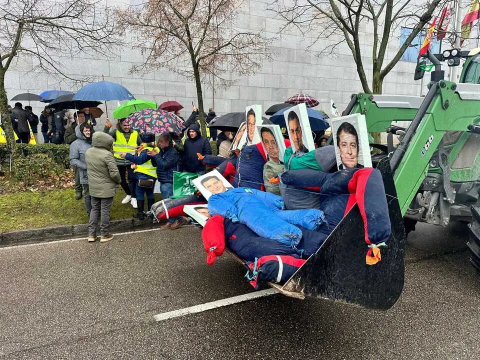 tractorada agricultores Valladolid 29E (3)