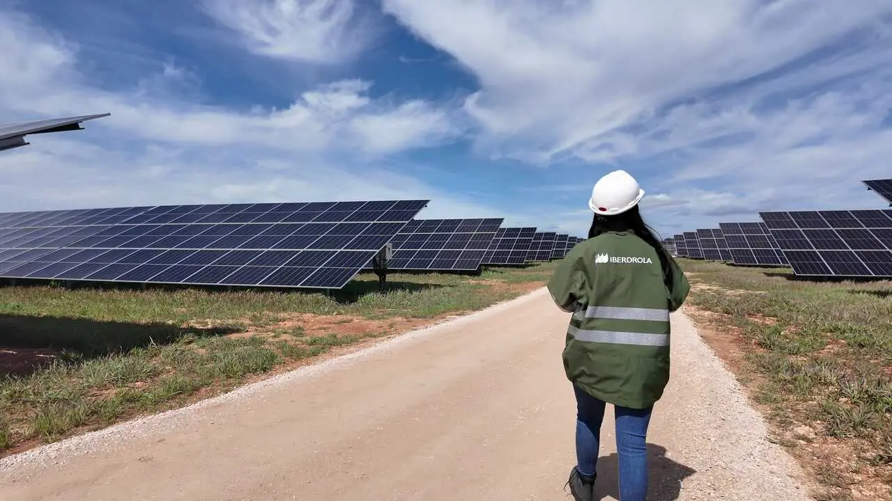 2026-02-02.- Planta fotovoltaica de Ciudad Rodrigo (Iberdrola)