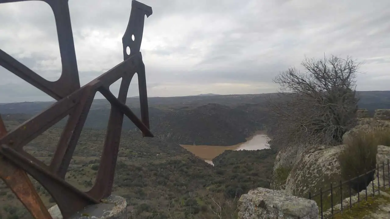 embalses y saltos (1)