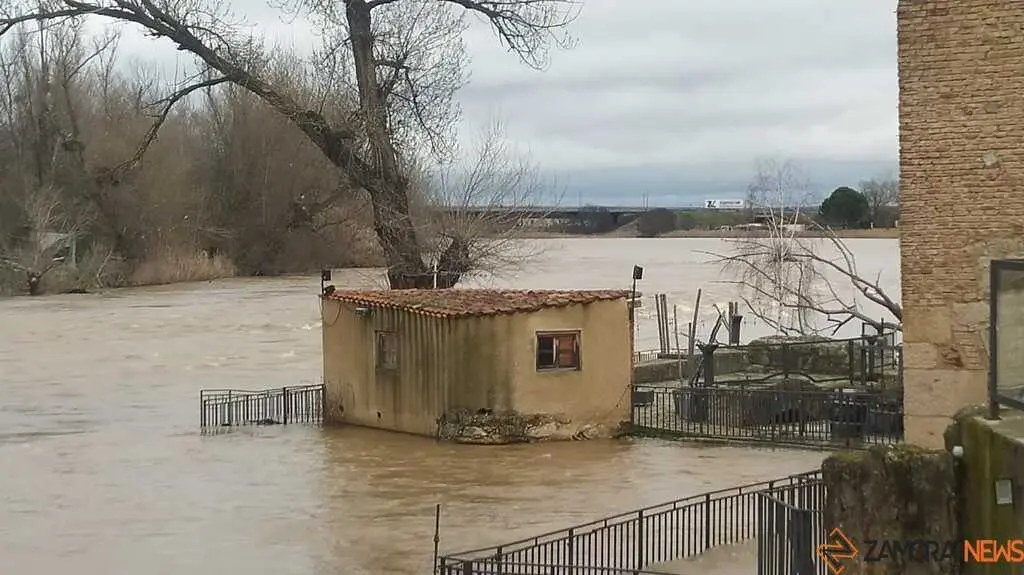 El r&iacute;o Duero a su paso por Zamora _27