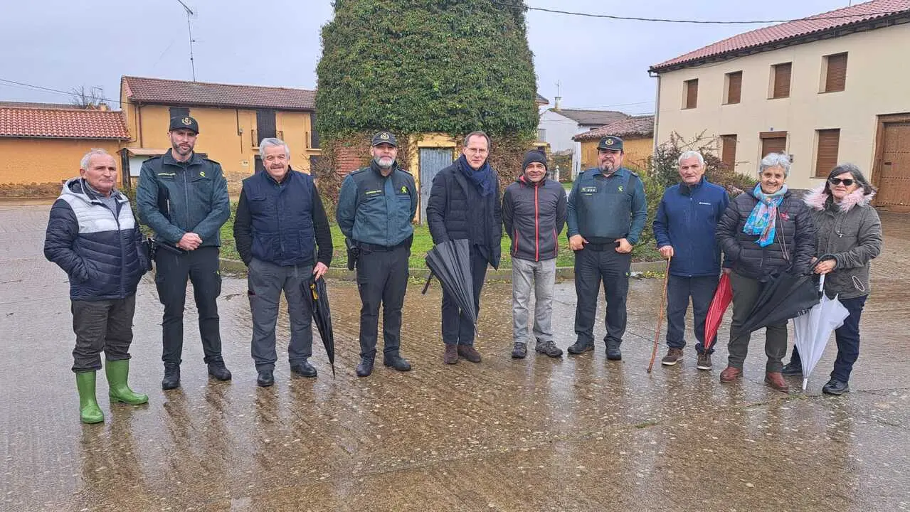 Subdelegado del Gobierno en su visita a Molezuelas