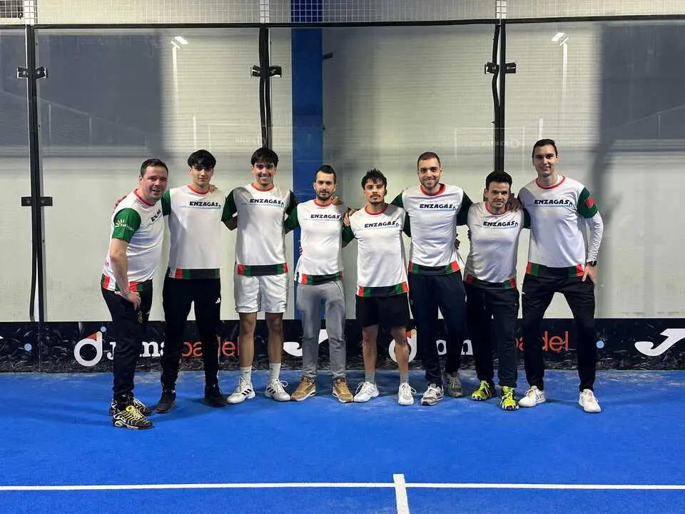 P&aacute;del Albatros empata 6-6 y logra el primer puesto y el ascenso