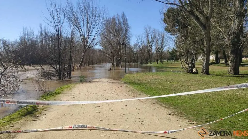 Un paseo por el Duero, crecida _14