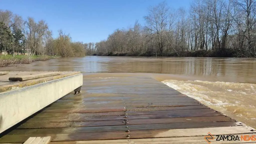 Un paseo por el Duero, crecida _34