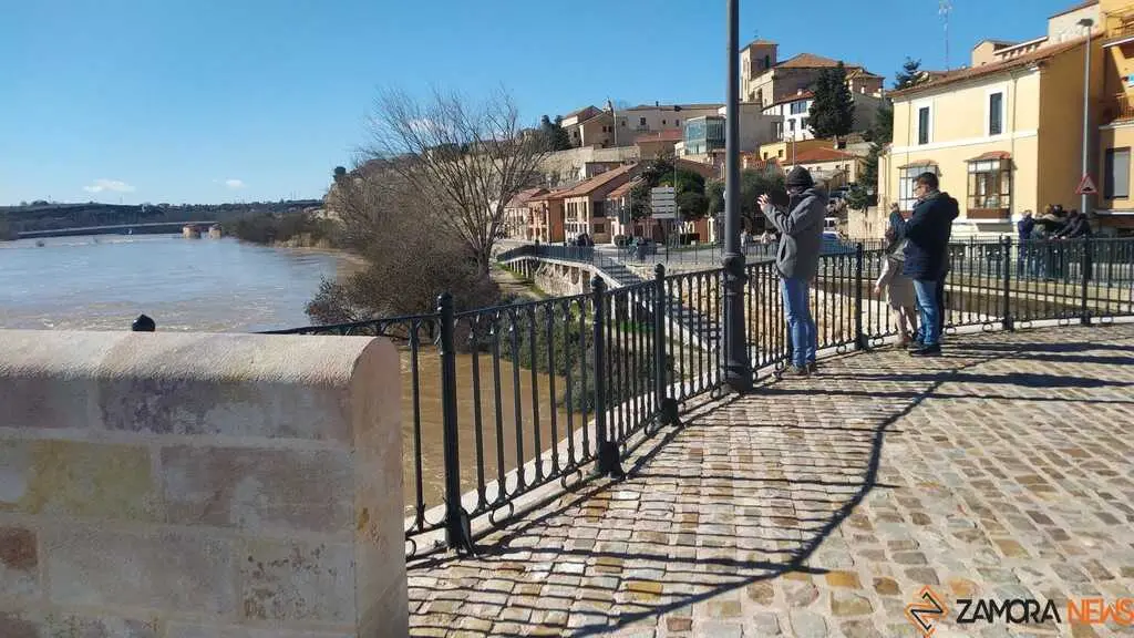 Un paseo por el Duero, crecida _59