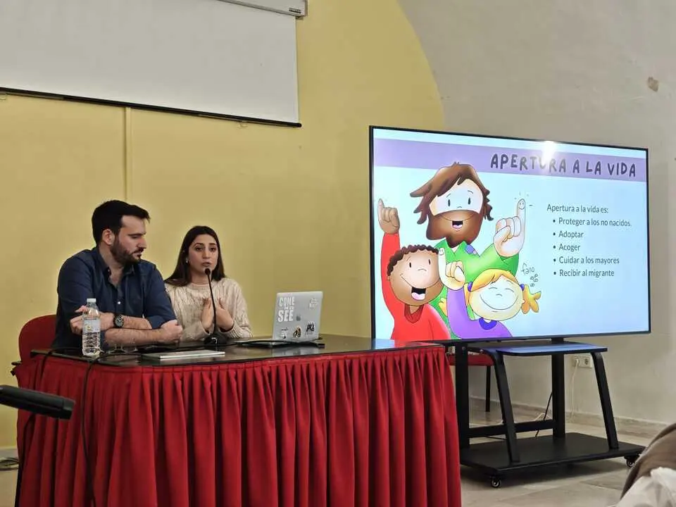 Charla Paula Vega - imagen Di&oacute;cesis de Zamora