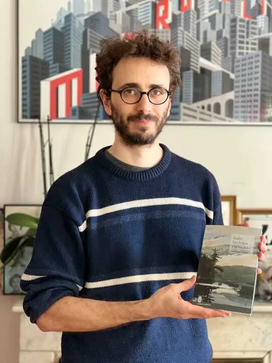 David Mu&ntilde;oz muestra su libro